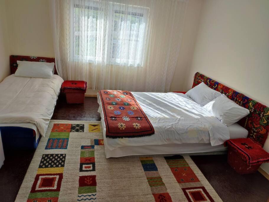 Cemerno Cottage Gacko Bagian luar foto
