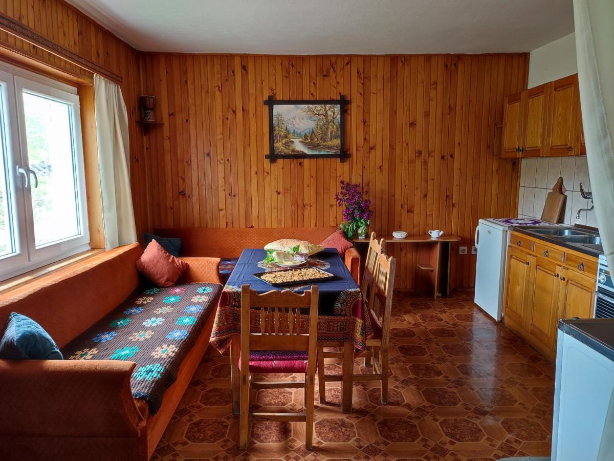 Cemerno Cottage Gacko Bagian luar foto